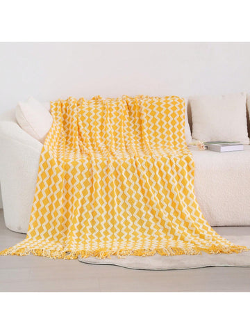 Whether you're taking a nap at the office or snuggling up on a spring day, our Cozy Knitted <a href="https://canaryhouze.com/collections/blanket" target="_blank" rel="noopener">Blanket</a> Cape is the perfect companion. This multipurpose cape provides exceptional warmth and comfort, making it an essential addition to your wardrobe. Say hello to cozy naps and snuggles!