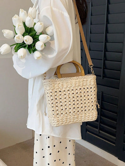 Summer Chic: Handwoven Wooden Handle Straw Beach Bag