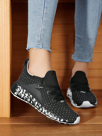 Trendy Slip-On Sneakers: Stay Stylish and Comfortable on the Go!
