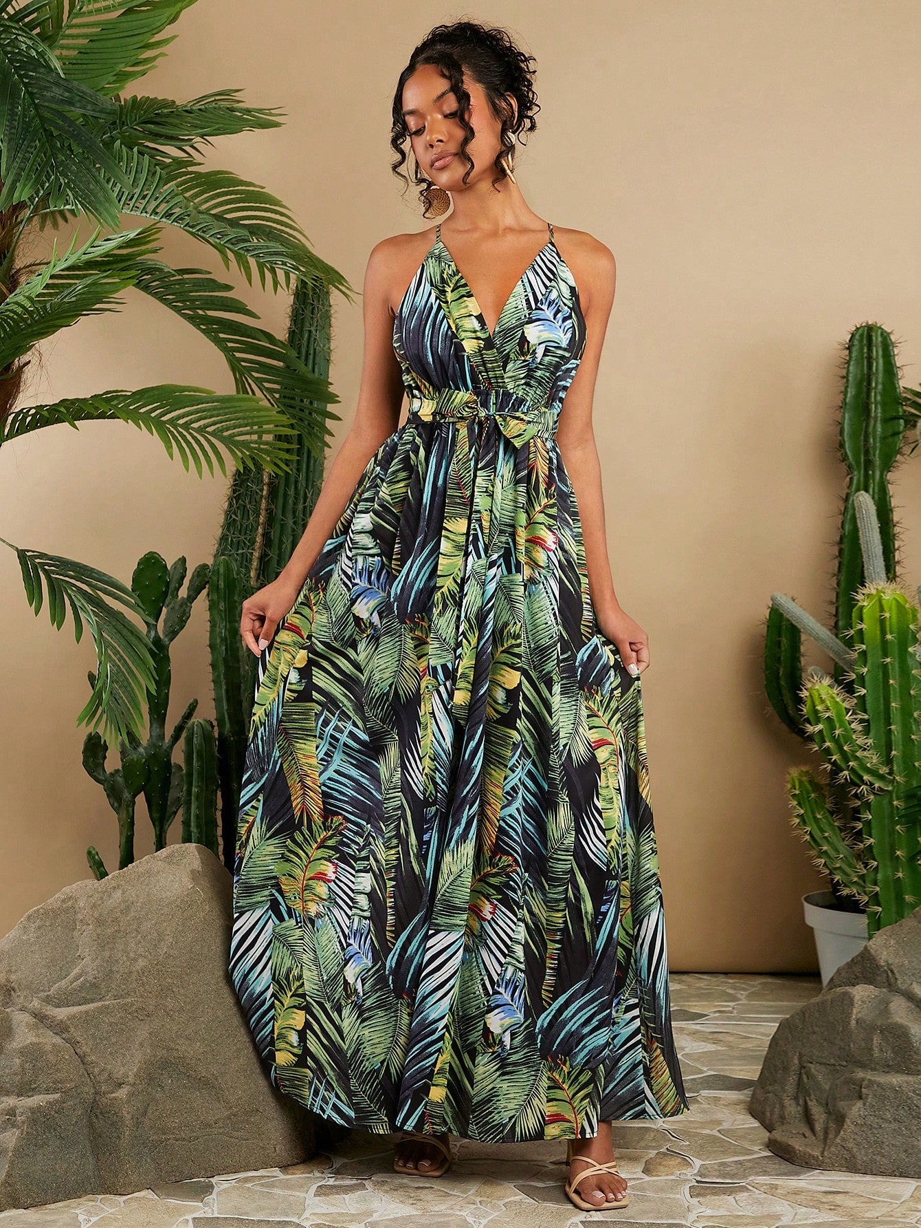 White Maxi Dress - The Perfect Beach Style for Spring and Summer Holid Canary Houze White Maxi Dress - The Perfect Beach Style for Spring and Summer Holid Canary Houze