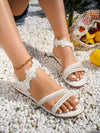 Chic and Comfortable White Flat Sandals with Metal Chain and Toe Clip for Women