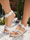 Chic and Comfortable White Flat Sandals with Metal Chain and Toe Clip for Women