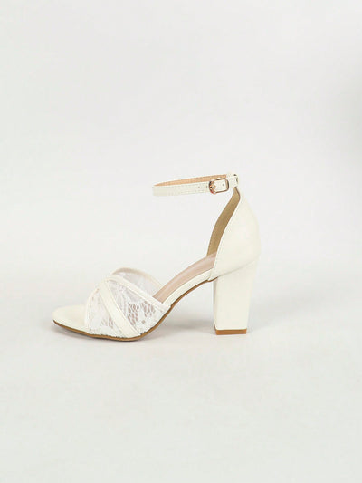 Stylish White Lace Up Chunky Heels Sandals with Hollowed Out Design