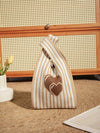 Chic and Practical: Mini Brown Heart Balloon Handbag for Daily Adventures