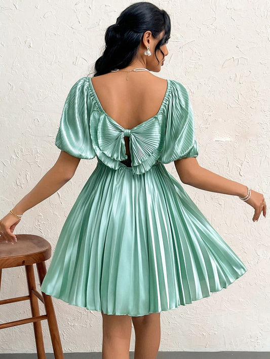 Women's Green Square Neck Vacation Dress with Back Bow Tie and Puff Sleeves