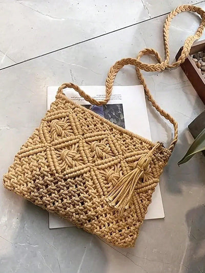 Woven Crossbody Bag: The Perfect Vacation and Casual Must-Have