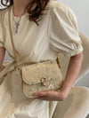 Spring & Summer Grass Braided Bag: Fashionable Lace Flowers Single Shoulder Saddle Bag