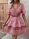 Floral Dream: Embrace Summer Vacation Style with this Women's Short Sleeve Dress