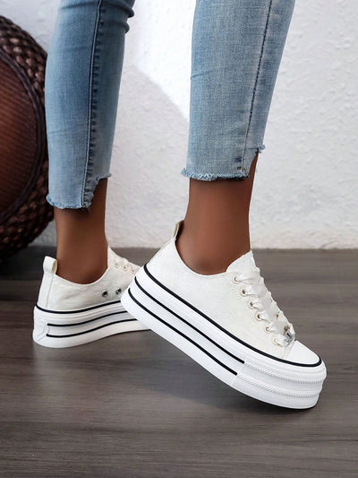 2024 Spring/Summer/Autumn New Height-Increasing White Casual Sports Shoes for Women