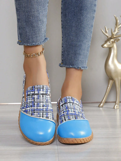 Plaid Perfection: Women's Round Toe Casual Loafers