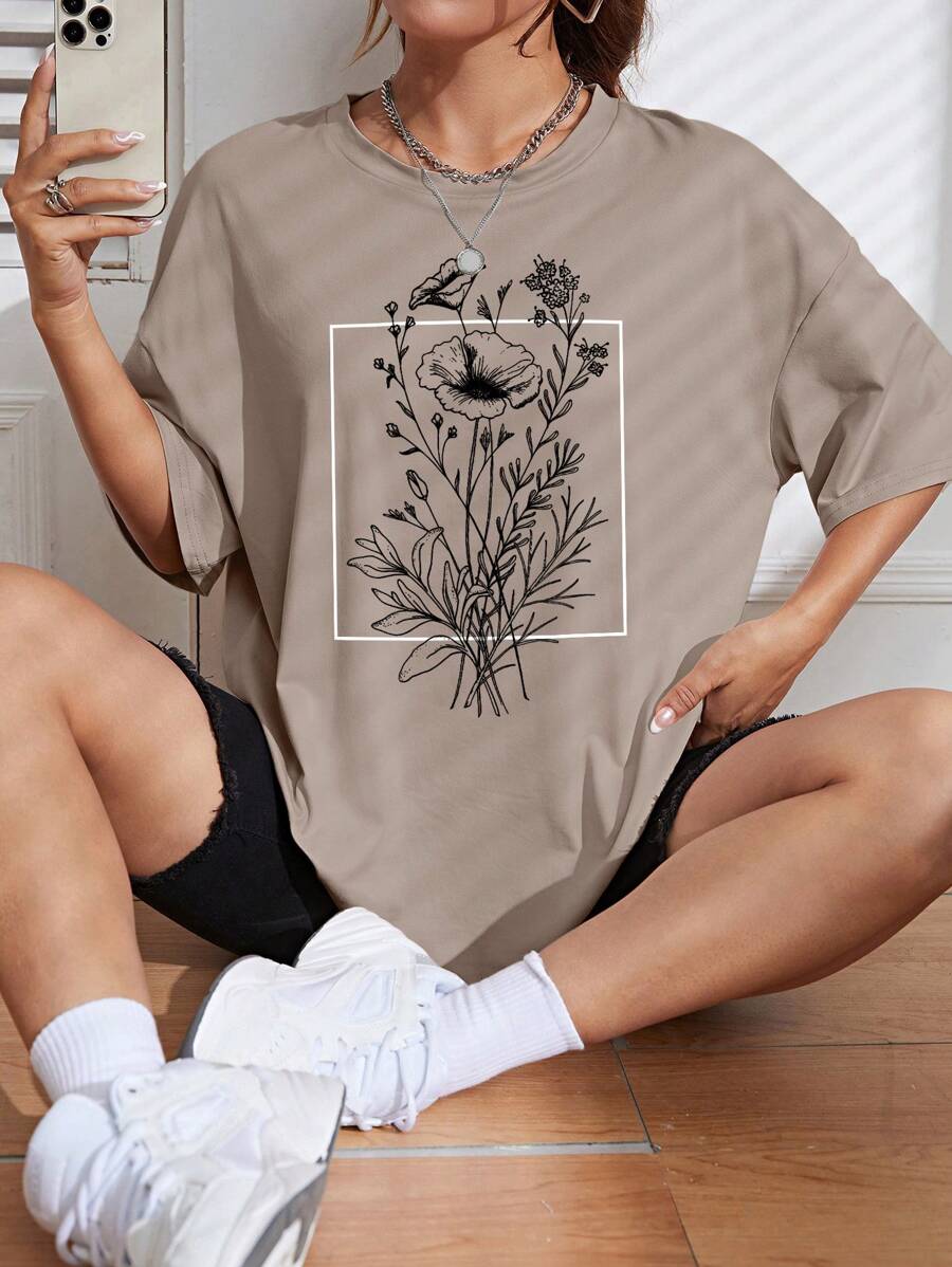 Image 7 - styled outfit of Summer Floral Print Drop Shoulder T-Shirt for Women - Casual Round Neck Style