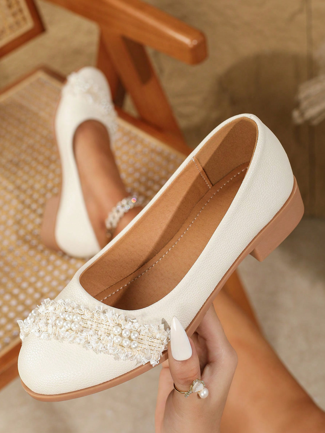 For stylish and comfortable women's flat shoes that are perfect for any occasion, choose Pearl Perfection. Made with high-quality materials and designed for all-day wear, these shoes are a must-have for any fashion-forward woman. Complete your wardrobe with Pearl Perfection and step out in style and comfort every day.