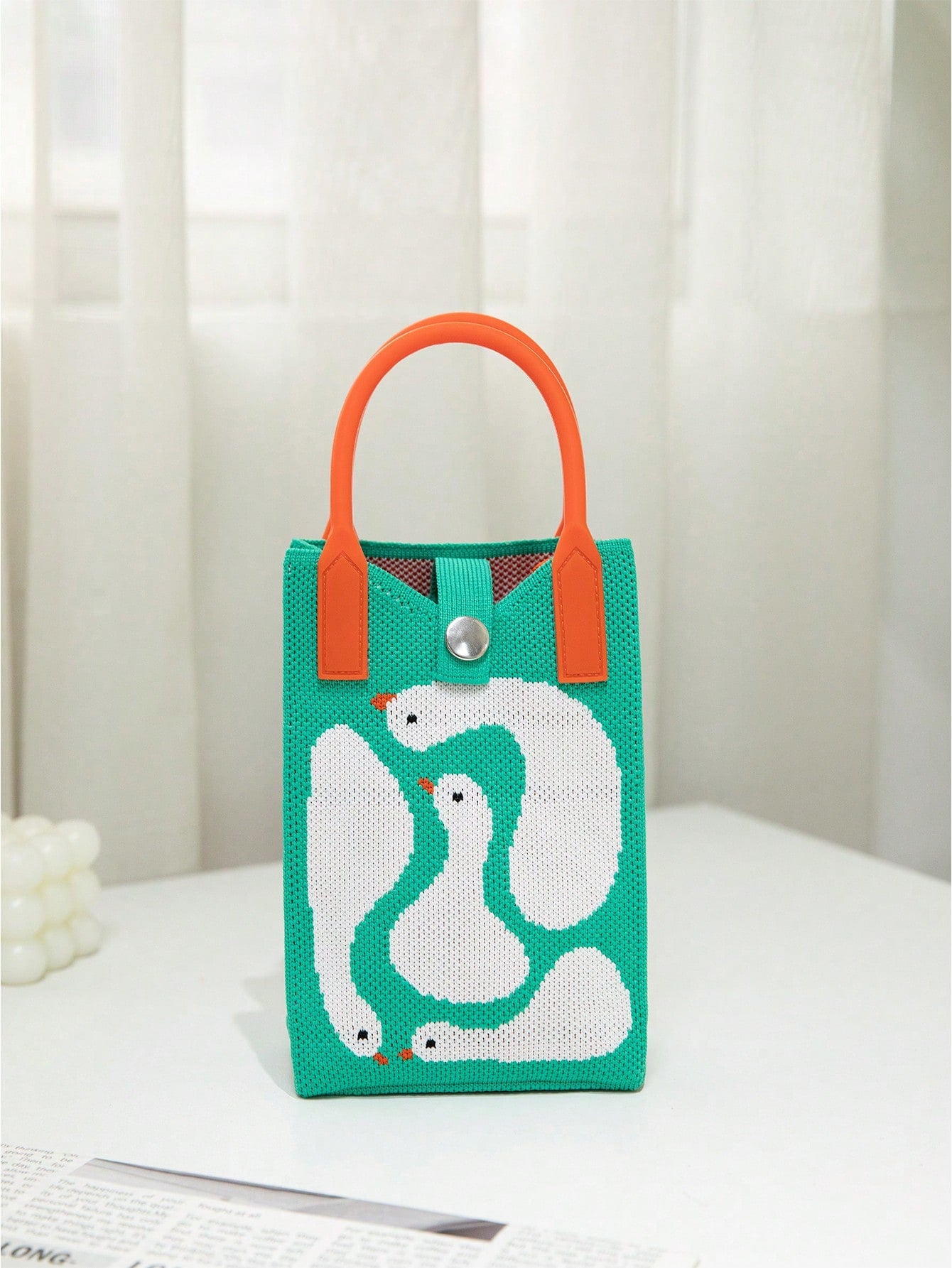 Introducing the Green Swan Embroidery Foldable Handbag: The Ultimate All-Season Women's Bag. Made with durable materials and featuring a stylish green swan embroidery, this versatile bag is perfect for any occasion.