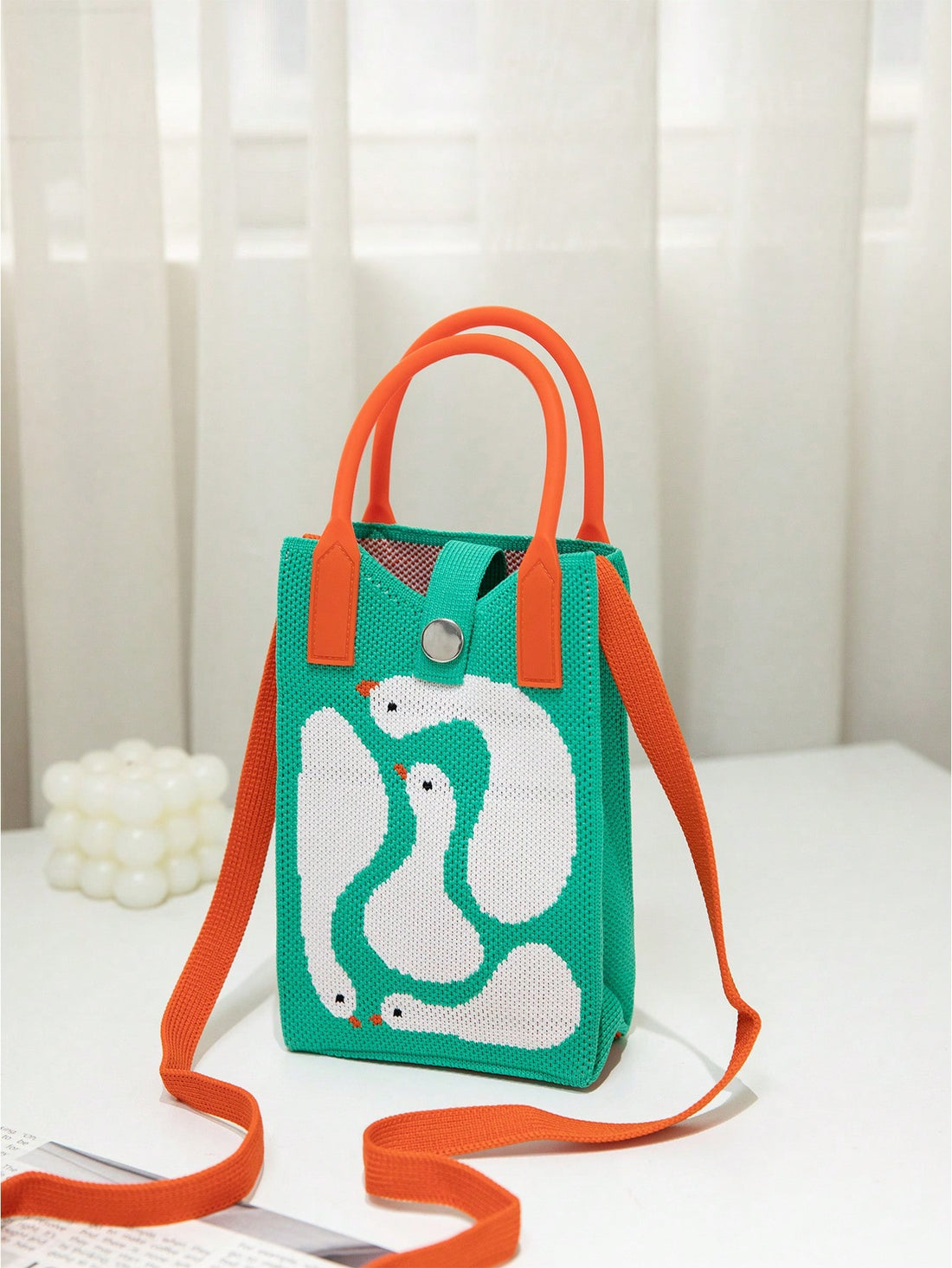 Introducing the Green Swan Embroidery Foldable Handbag: The Ultimate All-Season Women's Bag. Made with durable materials and featuring a stylish green swan embroidery, this versatile bag is perfect for any occasion.