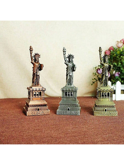 Majestic Metal Statue of Liberty Home Decor - A Stunning Addition to Your Space