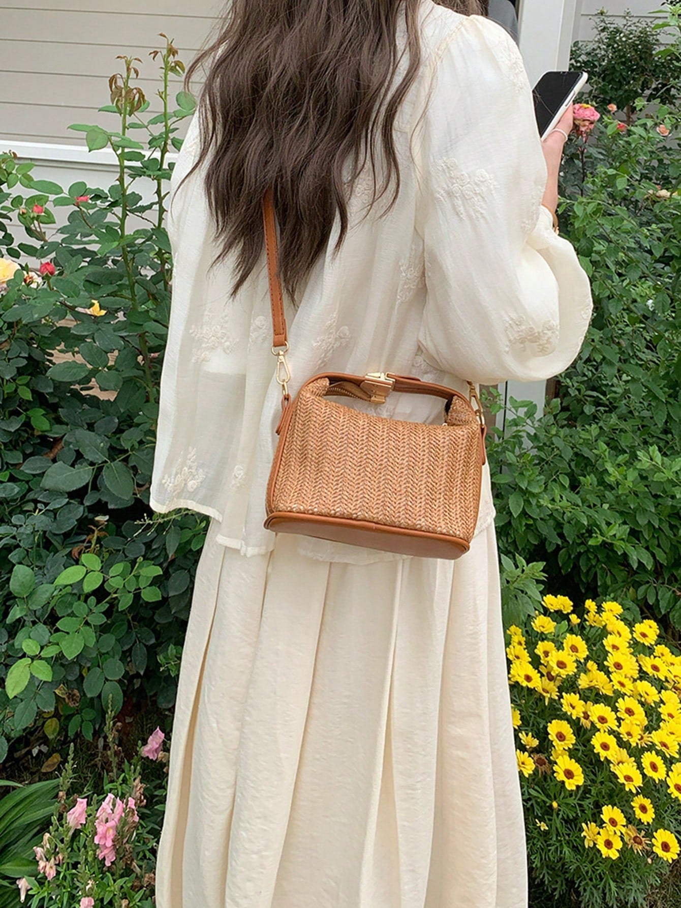 Summer Romance: Large Capacity Straw Beach Bag Crossbody Bag