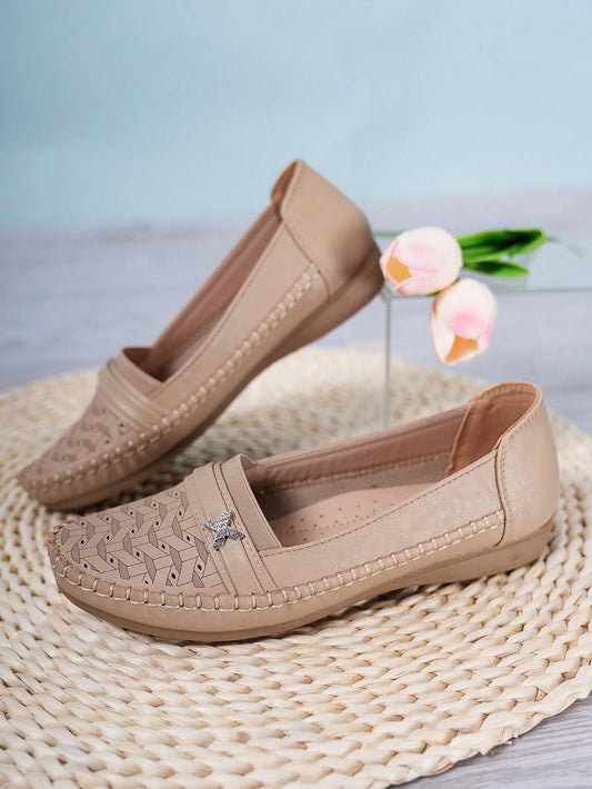 Experience both style and comfort with our Chic and Comfortable Ladies Hollow Out Fashionable Flat Shoes. These shoes feature a unique hollow out design, perfect for keeping your feet cool and stylish. Made with quality materials, these flats will be a staple in your everyday wardrobe.