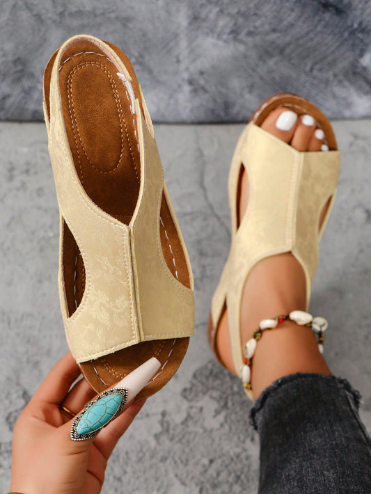 Women's Fashionable White Hollow-Out Wedges: Summer Casual Sandals