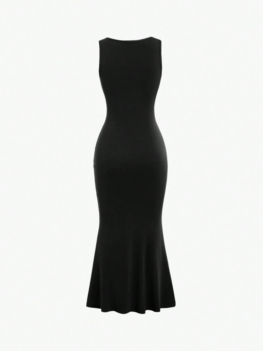 Step out in style with the Elegant Burgundy Maxi Dress by Sweetra. Featuring a flattering square neckline and sleeveless design, this pleated beauty flows gracefully for a look that’s both chic and comfortable. Perfect for twirling at parties or making a statement on a sunny day, it’s your go-to dress for effortless elegance with a playful twist.