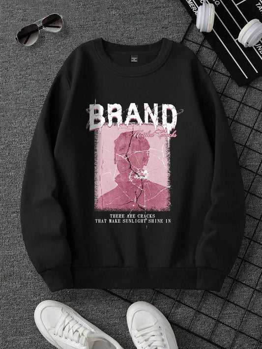 Stay casual and stylish this spring and autumn with our Men's Printed Slogan Sweatshirt. Made with high-quality material, this sweatshirt features a trendy print with the slogan "Stay Casual and Stylish" that will make a statement. Keep comfortable and fashionable with this must-have piece in your wardrobe.