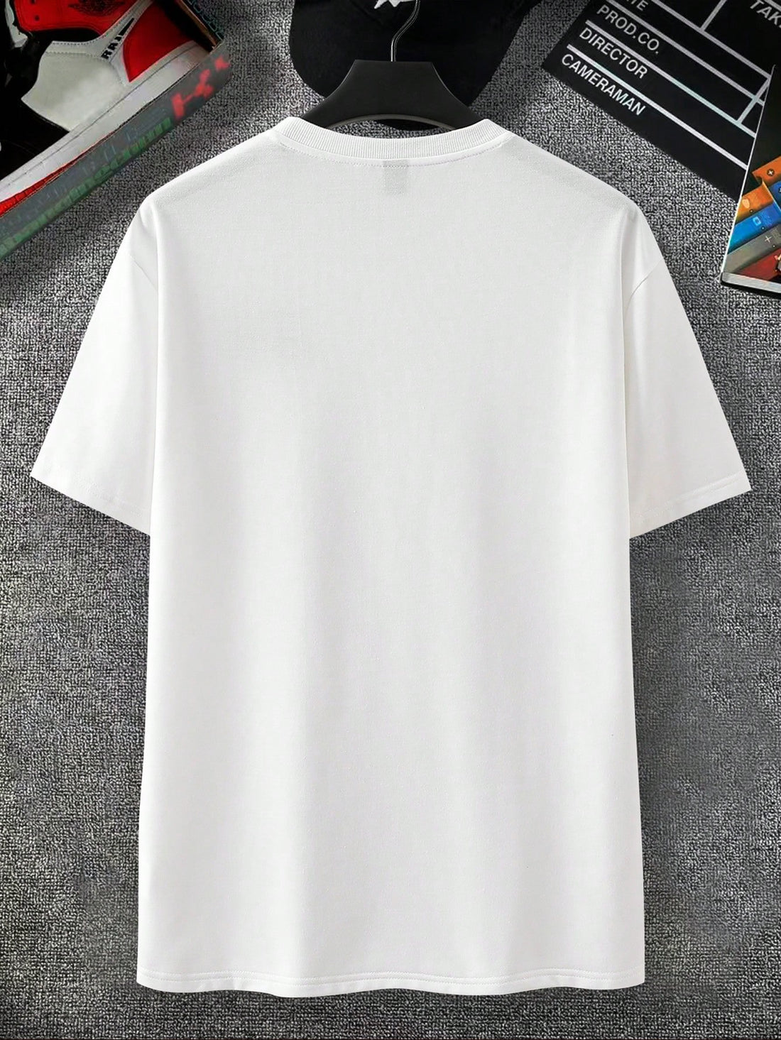 Stay on-trend with the Men's Bee Letter Embroidery T-Shirt. This stylish tee features a unique bee letter embroidery design, adding a touch of buzz-worthy style to any outfit. Made for him, this shirt is both comfortable and fashionable, making it the perfect addition to any wardrobe.