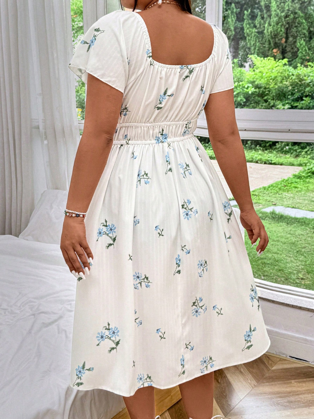 Stay stylish this summer with our Chic Plus Size Floral Print Dress! Featuring a playful ruffle chest and an elastic waist, this dress is perfect for any occasion. Its flowy design and vibrant floral print will make you stand out in a crowd. Stay chic and comfortable all summer long!