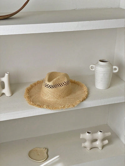 Chic and Stylish: Handwoven Raffia Straw Panama Hat – Perfect for Any Occasion!