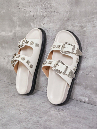 Chic and Comfortable Ladies Buckle Detail Flat Sandals for Your Next Vacation