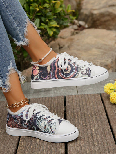 European and American Style Printed Canvas Sneakers: Fashionable Plus Size Women Shoes