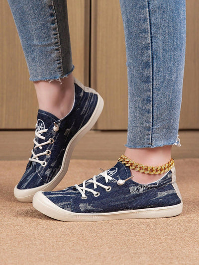 2024 Campus Chic: Lightweight Canvas Shoes for Plus Size Women