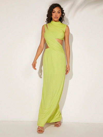 Elegance in Motion: Solid Asymmetric Cut Out Ruched Maxi Dress for Summer Parties