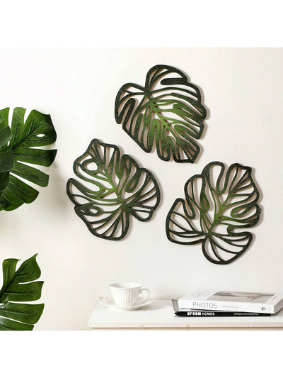 Transform your home decor with our Retro Tropical Palm Leaf Wooden Wall Art. This foliage-inspired piece adds a touch of nature to any room. Crafted from high-quality wood, it brings a unique and vintage vibe to your space. Elevate your interior with this eye-catching and stylish addition