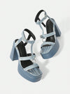 Outdoor Chic: Blue Square Toe Sandals for Summer Vacations