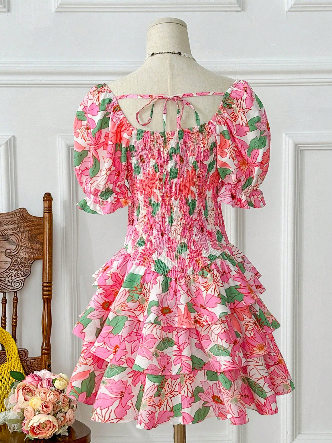 Stay chic and stylish on your next vacation with our Women's Vacation Style Printed Bubble Sleeve Dress. The bold print and bubble sleeves add a unique touch to your wardrobe while the lightweight fabric keeps you cool and comfortable. Perfect for a day of sightseeing or a night out on the town.