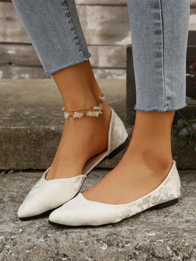 Chic and Charming: Women's Pointed Toe Slip-On Flats for Work, Party, Shopping, and School