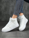 Stylish High-Top Athletic Shoes: A Fashionable and Comfortable Choice