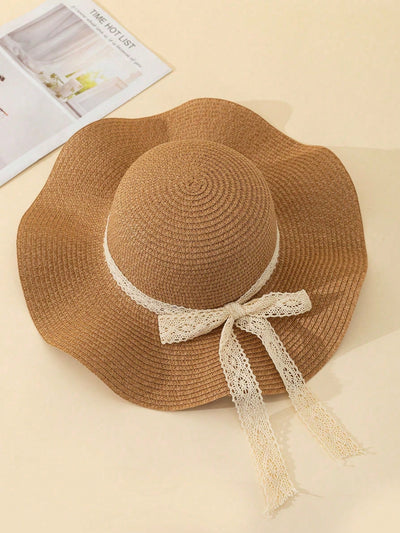 Summer Chic: White Wave Design Sunshade Bowknot Straw Hat for Beach Travel and Holiday