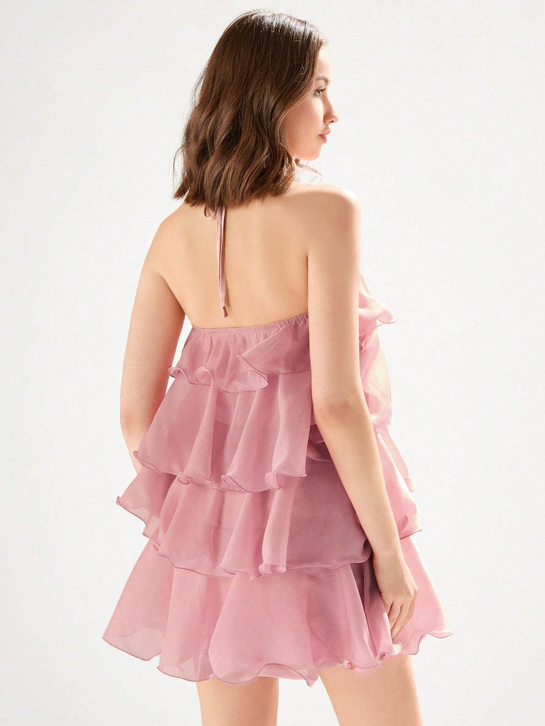 Get ready to turn some heads with this elegant umbrella-shaped sundress! Perfect for any summer occasion, whether you're going on a date, attending a holiday party, or just lounging in the garden. This dress is both fashionable and functional, keeping you cool and comfortable all day long.