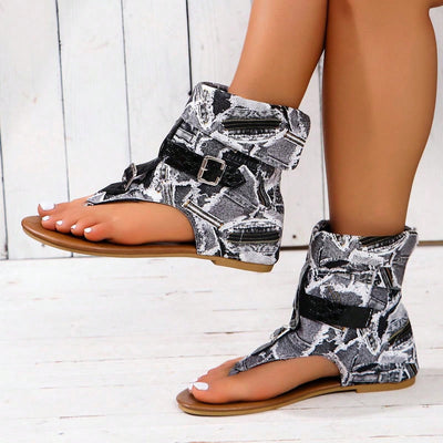 Stylish Summer Roman Sandals: Women's Fashionable Gladiator Sandals with Buckle Detail