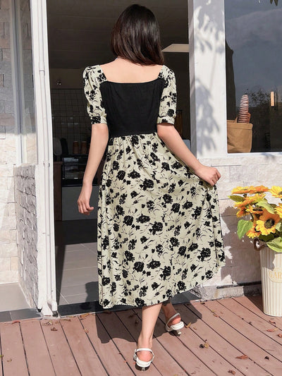 Floral Dream: Elegant Summer Holiday Dress with Puff Sleeves