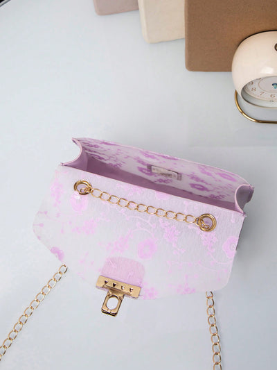 Elegant Floral Chain Bag: Stylish Lock Buckle Design for Versatile Wear