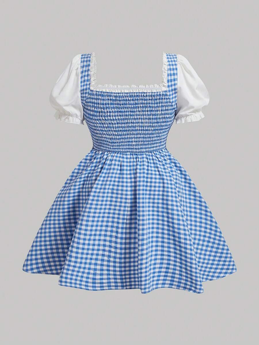 Embrace timeless elegance with this stunning plus-size vintage blue plaid patchwork sundress. Crafted from quality fabric, the charming patchwork design combines classic plaid patterns in soothing blue tones, creating a unique and eye-catching look. Perfect for summer occasions, this versatile dress transitions seamlessly from casual gatherings to special events like graduations and weddings. 
