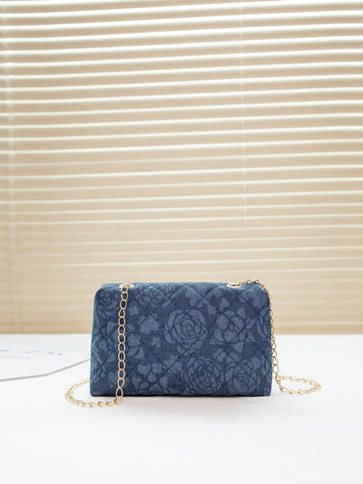 Chic Denim Flap Crossbody Bag: The Perfect Accessory for Stylish Women