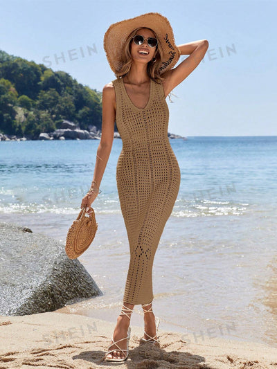 Vacation Chic: Women's Knitted Sweater Dress: A Playful Addition to Your Summer Wardrobe