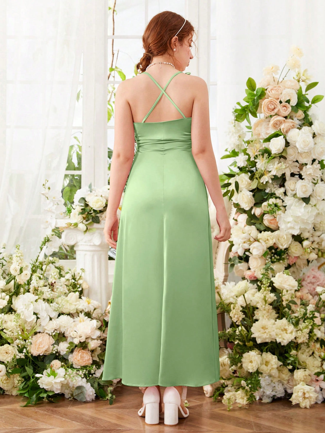 This Vintage Charm Long Camisole Dress is perfect for the wedding season! Its vintage design exudes elegance while the long camisole provides comfort and style. Expertly crafted for teens, this dress will make you stand out at any special occasion. Add a touch of timeless charm to your wardrobe.