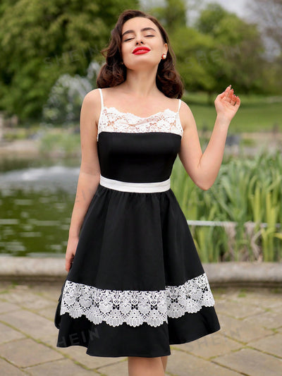 Vintage Elegance: A-Line Dress with Umbrella Hem