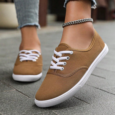 Classic White Canvas Sneakers: Unisex Couple's Casual Lace-Up Shoes