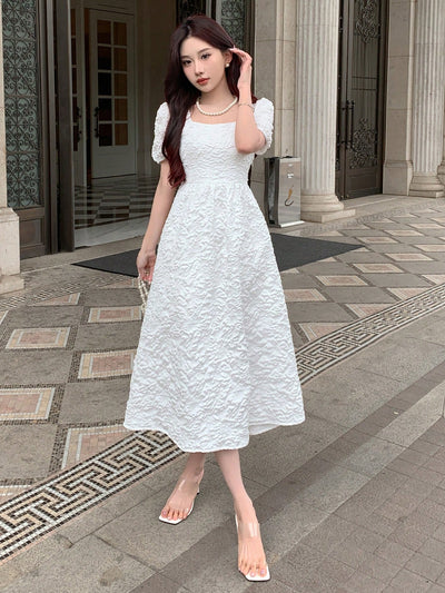 Floral Dream: Women's White Square Neck Short Sleeve Dress