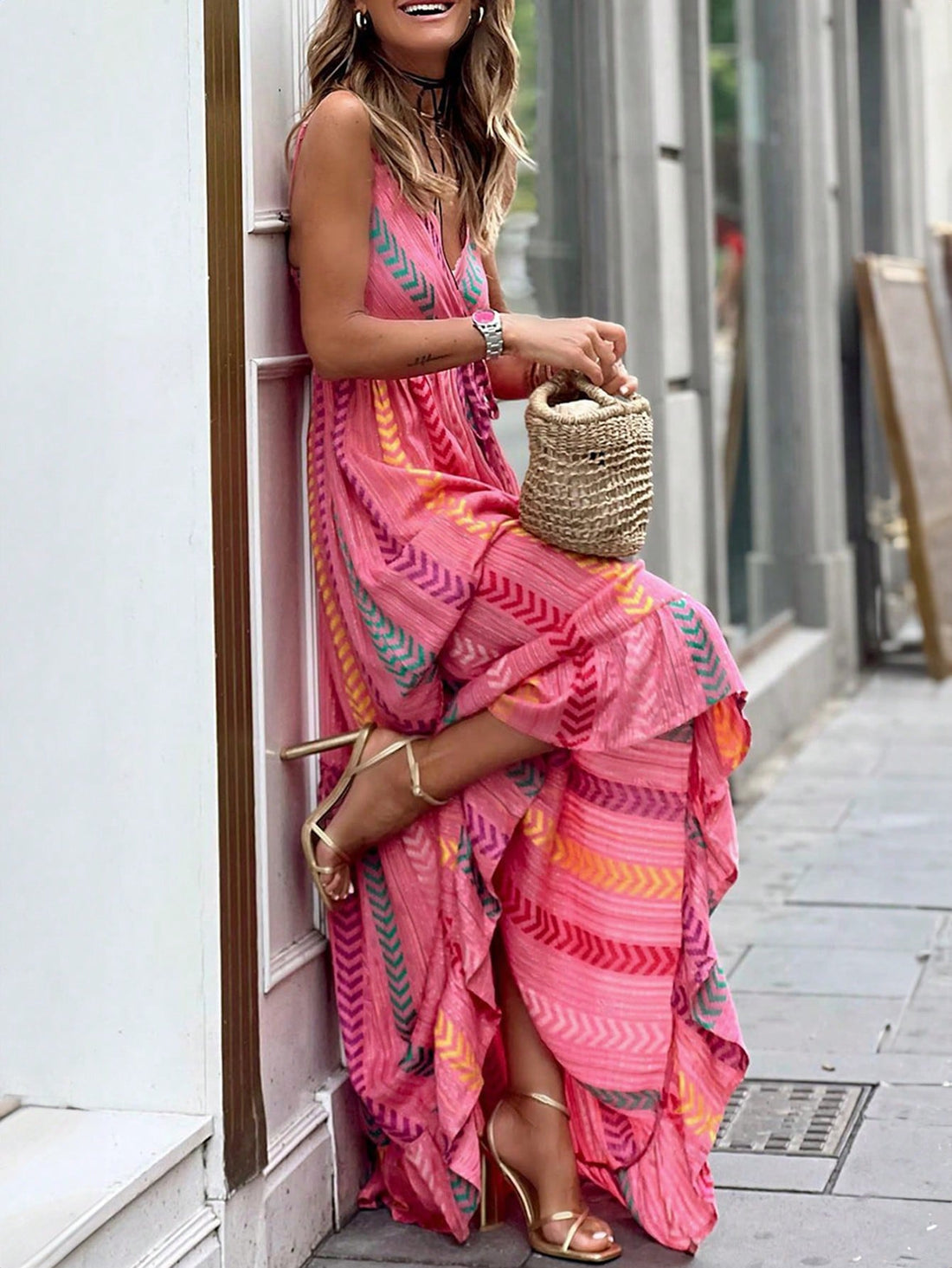 Embrace your inner cowgirl chic with our Geometric Country Charm Ruffle Halter Dress. Featuring a flattering halter neckline and playful ruffle details, this dress will add a touch of charm to any occasion. The geometric pattern adds a modern twist to this Western-inspired piece.