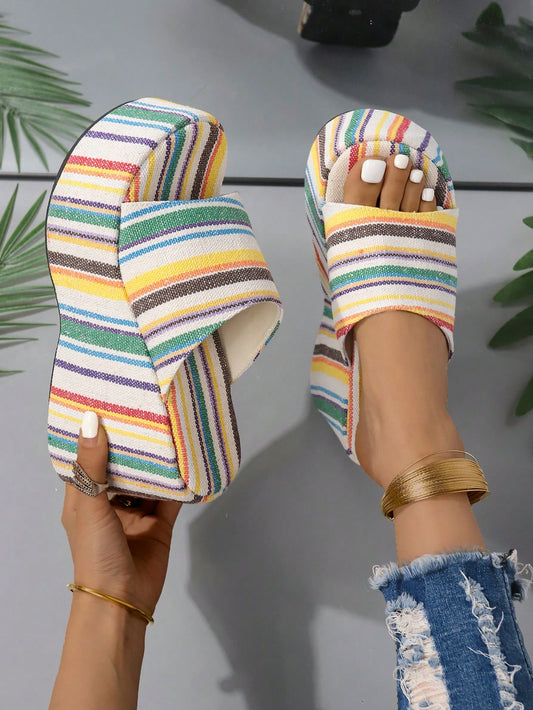 Chic and Comfy: Women's Wedge Heel Peep Toe Slippers - Perfect for Summer Parties